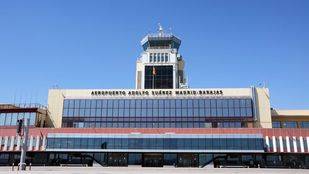 Detenido un fugitivo en Barajas acusado de apropiarse del dinero de 600 familias