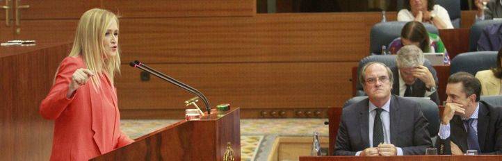 PP y Ciudadanos se disputan el centro mientras PSOE y Podemos reclaman a Cifuentes que mire a la calle