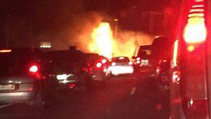 Arde un camión en la M-50