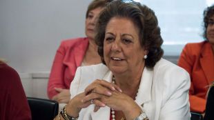 Barberá pide su baja en el PP pero se aferra a su escaño en el Senado