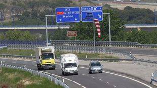 Fomento trabaja 'in extremis' para evitar que las autopistas en quiebra R-3 y R-5 cierren en octubre