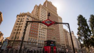 El Ayuntamiento da luz verde a las obras en la galería comercial del Edificio España