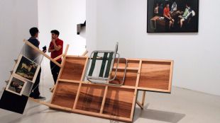 Txomin Badiola "dialogando con otros artistas" en el Reina Sofía