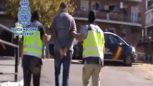 Dos jóvenes radicales detenidos en Madrid por defender al Estado Islámico