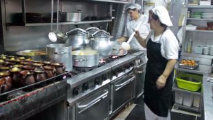 Villalba oferta 75 puestos de trabajo en hostelería