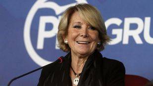 Aguirre califica de "gran noticia" la mayoría absoluta de Feijóo, "un excelente líder del PP"