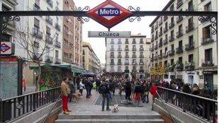 Metro hará obras en Chueca para cambiar las escaleras mecánicas