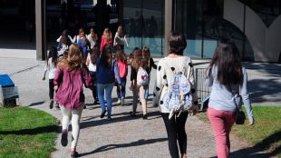 La Asamblea impulsa una ley para crear el Consejo de la Juventud ante la resistencia de Cifuentes