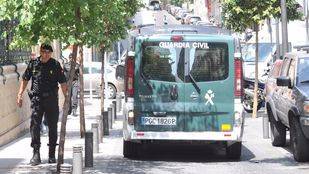 Dos detenidos en Torrelodondes por robar un vehículo y maquinillas de afeitar