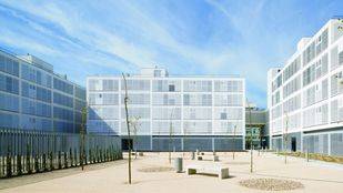 La EMVS cede 20 viviendas a mujeres víctimas de violencia de género con menores a su cargo