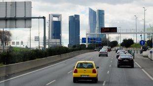 Preparados los nuevos distintivos para vehículos con chófer