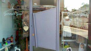 Un desfile para reivindicar el pequeño comercio en Alcalá