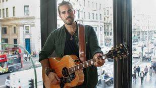 Andrés Suárez: "Con mi música intento salvar a la gente"