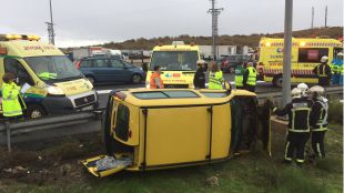 Dos mujeres fallecen arrolladas en la A-4 tras sufrir un accidente múltiple