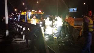 Herido grave tras ser atropellado en la vía de servicio de la A-2