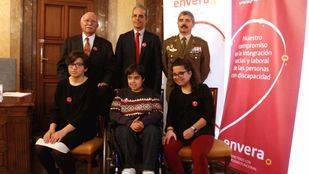 La UME elige a personas con discapacidad como protagonistas de su calendario solidario 2017