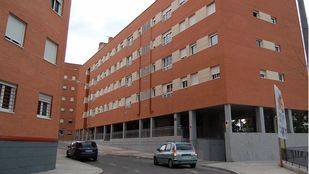 Dimite una directora regional acusada de conseguir un piso joven sin sorteo