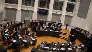 El Ayuntamiento retrasa el pleno de presupuestos para lograr un acuerdo con el PSOE