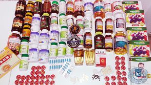 La Policía retira 'bálsamo de tigre' y más productos de una tienda vallecana