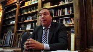 Cifuentes garantiza que Soler renunciará al acta si hay imputación por el caso del Teatro Madrid