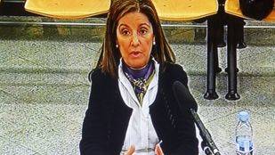 La mujer de Bárcenas se escuda en que firmó los documentos que le pedía su marido