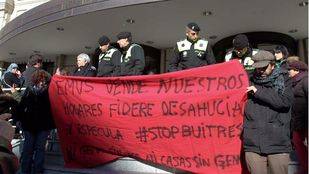 La presidenta de la asociación de afectados por la venta de viviendas de EMVS no será desahuciada