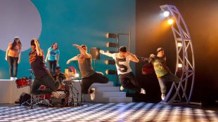 ¿Quiere ver a Brodas Bros en directo?