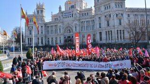 Los sindicatos exigen subidas salariales a los empresarios