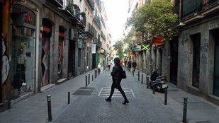 Malasaña inaugura el camino hacia la futura APR de Centro: aceras más anchas y reorganización del aparcamiento