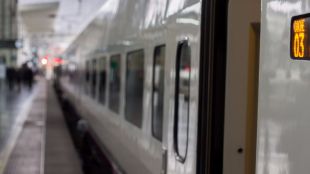 Los tripulantes del AVE plantan cara a Ferrovial con siete días de huelga a partir de este domingo