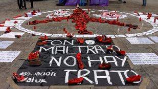 El Chojín y Cristina del Valle apoyan este domingo con un concierto a las manifestantes de Sol