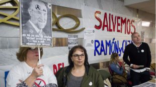 Encierro en el hospital Ramón y Cajal contra los presupuestos sanitarios de la Comunidad
