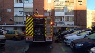 Una niña de cuatro años, grave tras un incendio en su vivienda