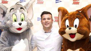 El chef Carlos Maldonado pide ayuda a Tom y Jerry para enseñar hábitos saludables a los niños