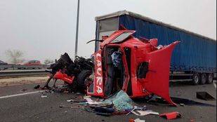 Dos camioneros, heridos en una colisión múltiple en Alcorcón