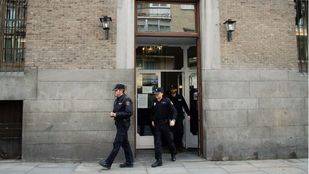 Los Stuyck se enfrentan a una multa semanal si no abandonan la Real Fábrica de Tapices