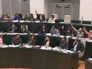 Carmena se reúne con su grupo municipal tras las últimas divisiones