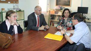 El Pérez Galdós no se rinde: padres y alumnos se encierran indefinidamente en el instituto