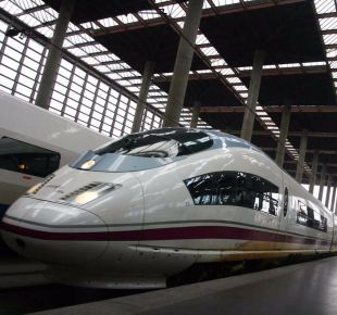 Fomento confirma la llegada del AVE a Ourense en 2019