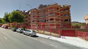 Una treintena de familias serán desalojadas de las 'casas rojas' de Majadahonda