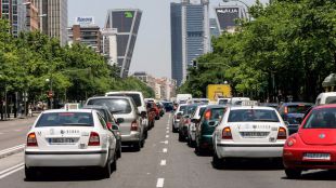 Los taxistas convocan una "huelga de celo" y carreras gratis para el 26 de abril