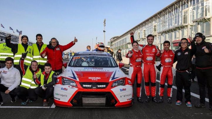 Victoria del madrileño Álvaro Bajo en las 12 Horas de Magny Cours