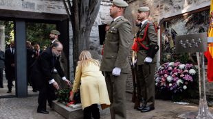 Homenaje a los héroes del 2 de mayo en el Cementerio de la Florida