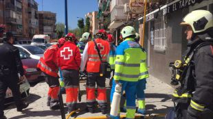 Un anciano, ingresado con una intoxicación grave tras el incendio de su casa en Leganés