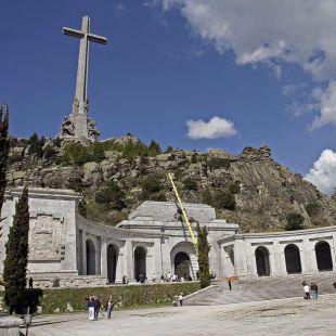 El Gobierno estudiará hacer del Valle de los Caídos un cementerio de todas las guerras