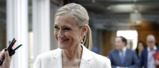 Cifuentes ya es presidenta de la Comunidad de Madrid con el apoyo de Ciudadanos