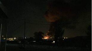 Controlado el incendio de la A-3 por los bomberos municipales