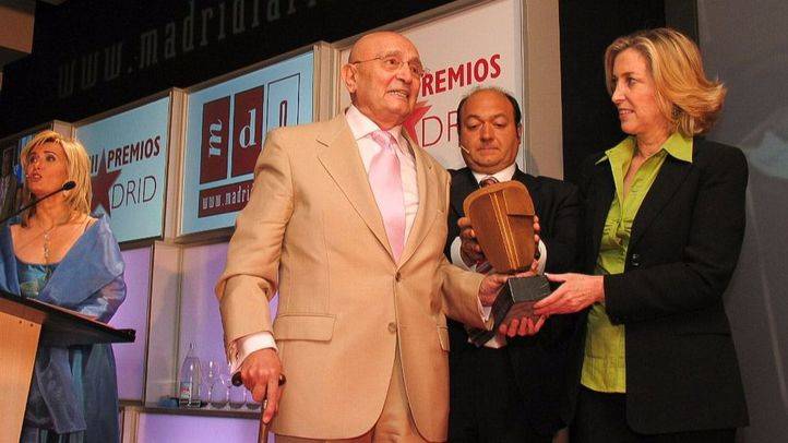 Toni Leblanc recoge el Premio Madrid Toda una Vida en la III edición de los galardones de Madridiario