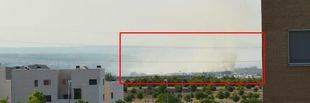 El viento sigue expandiendo el humo y el olor por todo Rivas y el Ensanche de Vallecas