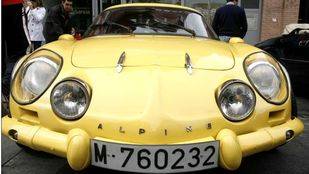 Torrejón acoge una nueva concentración de Coches Clásicos en el Recinto Ferial